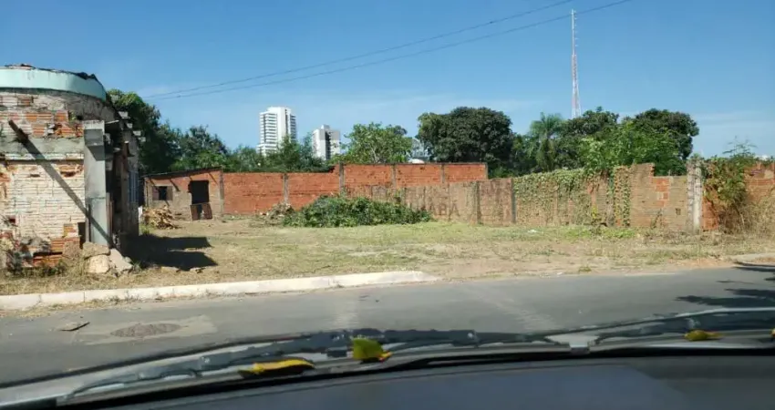 Terreno à venda na Rua Cairo, 60, Alvorada, Cuiabá