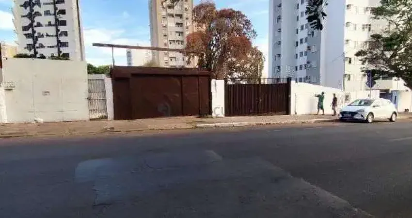 Vende Terreno de 1765m para comercial ou Incorporação