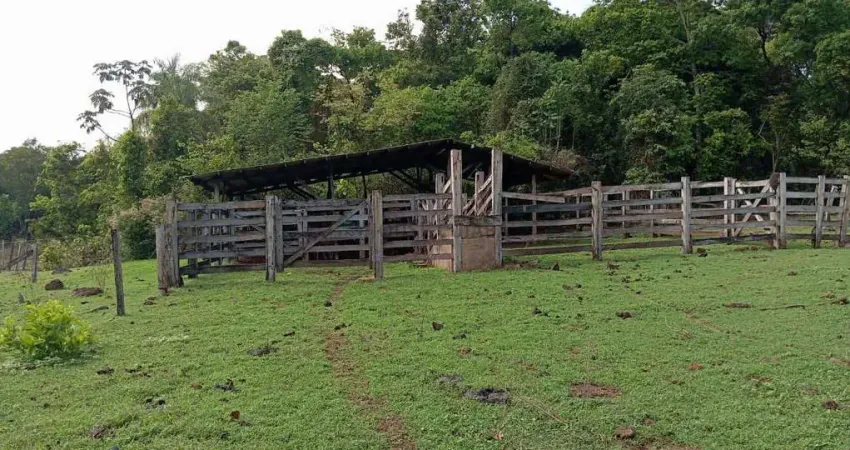 sítio de 43 hectares na região da água fria