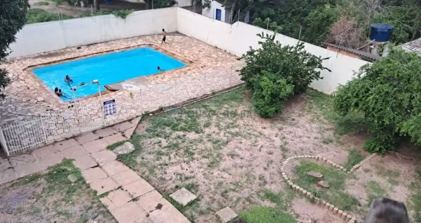 Vendo Apartamento - Edifício Caioba