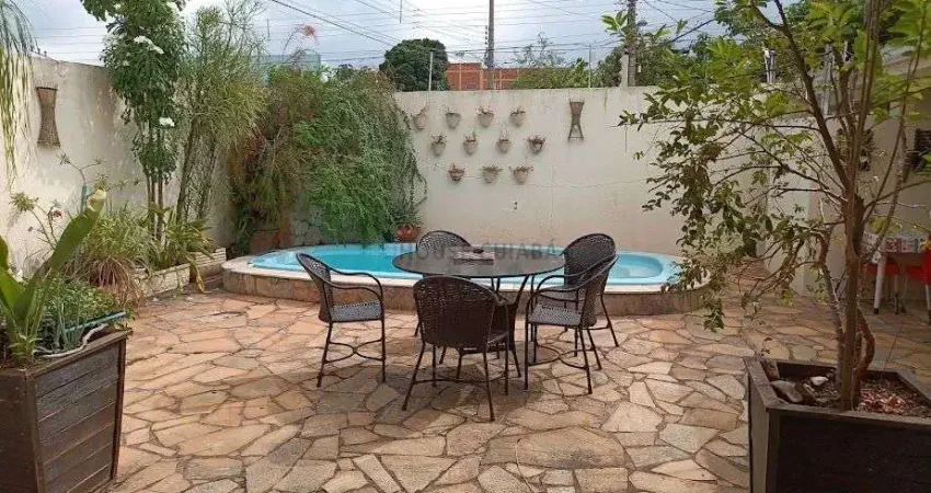 Casa bairro verão Cuiabá MT, com 300 M² de área construída, terreno 12x30 (360 M