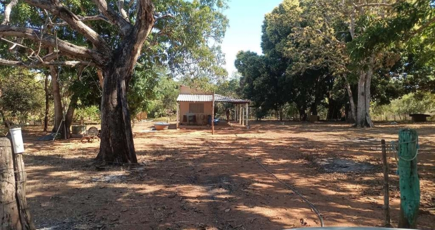 Sitio de 18 Hectares na região do rio manso há 110 km da cidade Cuiabá sendo 8 k
