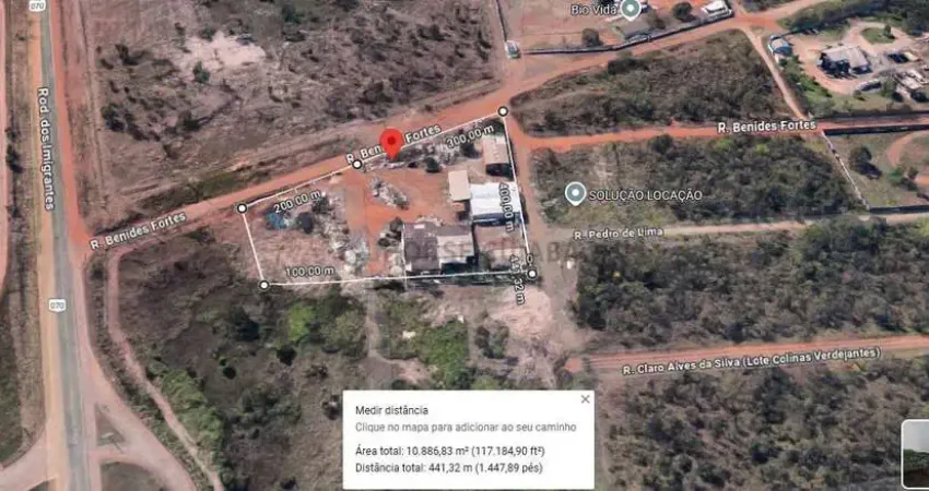 terreno de 10 mil m² com vários barracões frente com a imigrantes