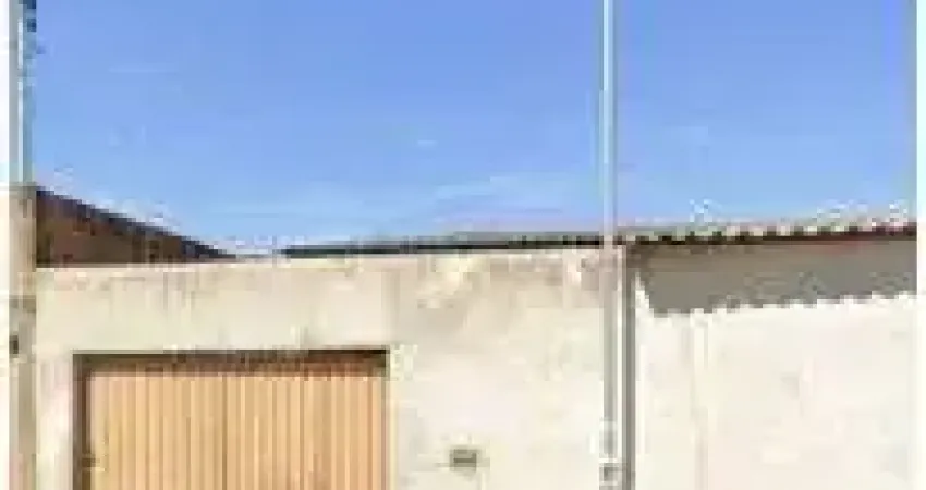 Vendo ou troco!!! casa no bairro dr. fabio 1 com ótima localização, rua toda asf