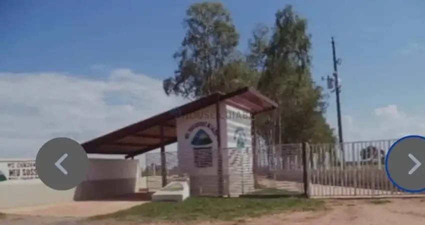 Disponibilidade de loteamentos com 5.400 m², adequados para implantação de siste