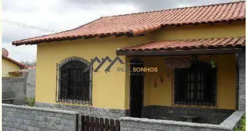 Casa p/ venda mobiliado em condomínio fechado no bairro Paraty em Araruama