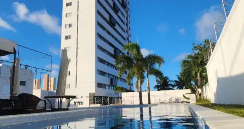 Belíssimo apartamento com 3 quartos, sendo uma suíte. reformado, sombra