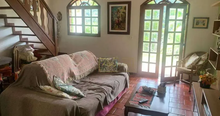 Casa com 2 dormitórios à venda, 96 m² por r$ 700.000,00 - albuquerque - teresópolis/rj