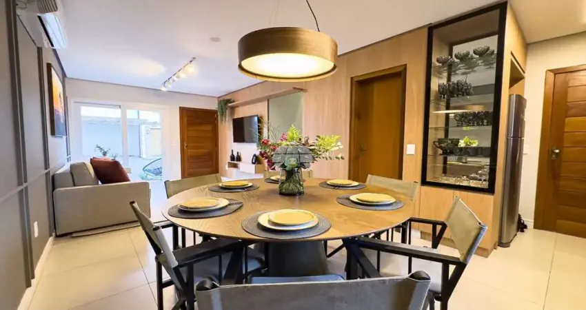 Casa com 2 quartos à venda na Avenida Primeiro de Maio, 4041, Várzea Grande 1º de Maio, Gramado