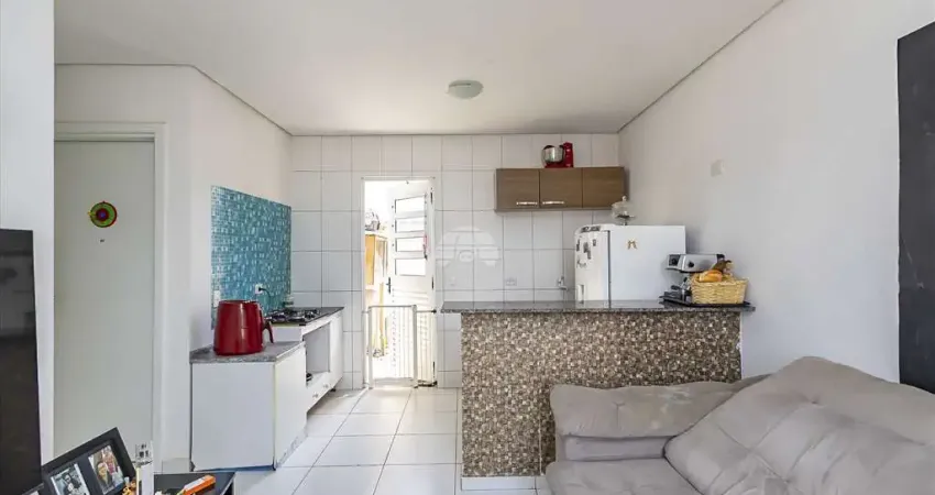 Casa em condomínio fechado com 2 quartos à venda na Rua Peru, 1101, Capela Velha, Araucária