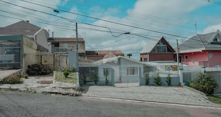 Casa com 3 quartos à venda na Rua Benedito da Costa Coelho, 157, Pinheirinho, Curitiba