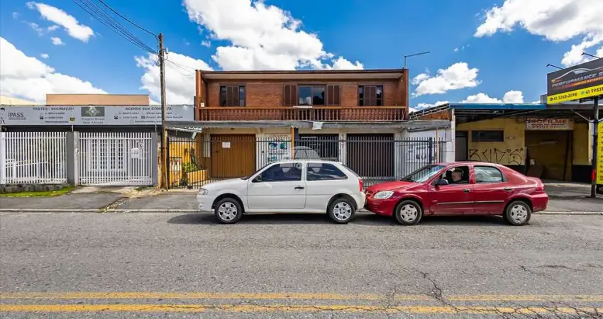 Casa com 3 quartos à venda na Rua Aref Kudri, 157, Pinheirinho, Curitiba