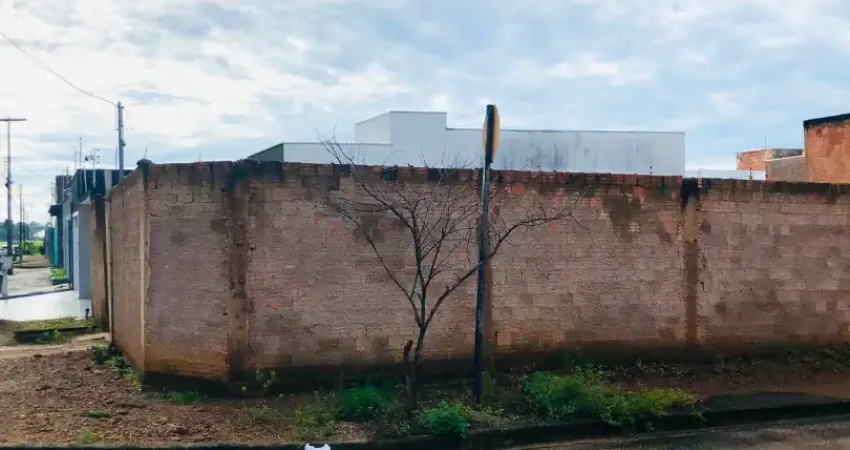 Terreno à venda na Rua dos Ipês, 36, Nova Esperança, Porto Velho