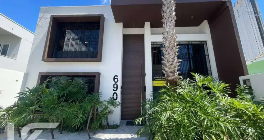 Sala para Escritório em Coworking Centro de Balneário Camboriú