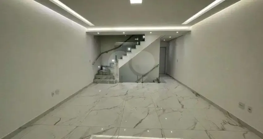 Casa com 4 quartos à venda na Rua Liberdade, Boqueirão, Santos