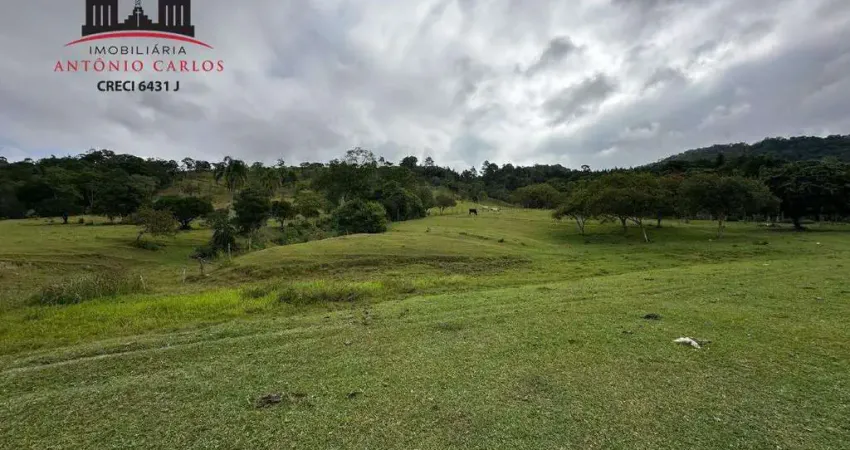 Terreno à venda no Potecas, São José 