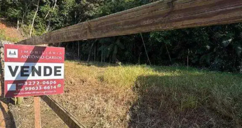 Terreno à venda no Centro, Antônio Carlos