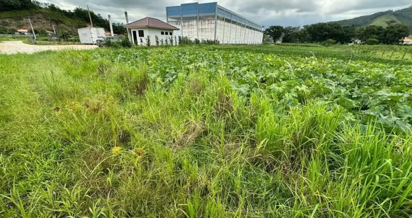 Terreno à venda no Centro, Antônio Carlos