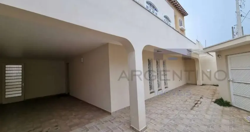 Casa residencial em excelente ponto comercial na vila industrial
