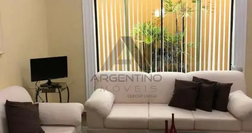 Casa com 3 quartos à venda na Rua Professora Narcisa das Dores Pinto, Vila Oliveira, Mogi das Cruzes