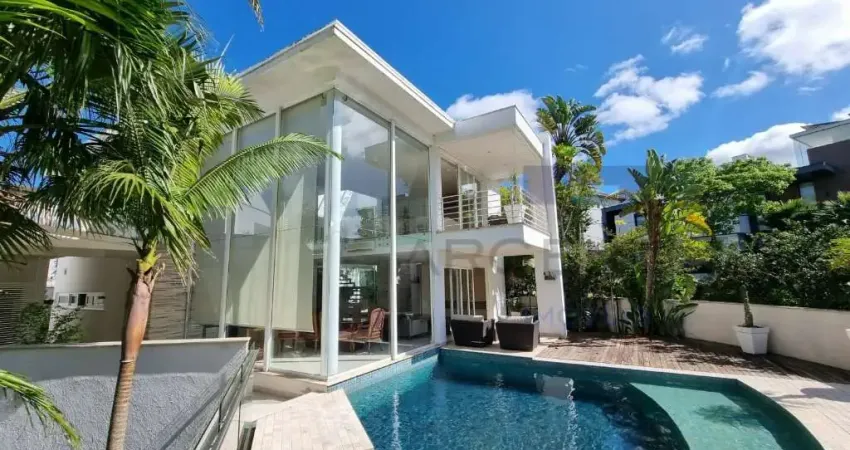 Casa em condomínio fechado com 4 quartos para alugar na Rua Coronel Cardoso de Siqueira, Vila Oliveira, Mogi das Cruzes