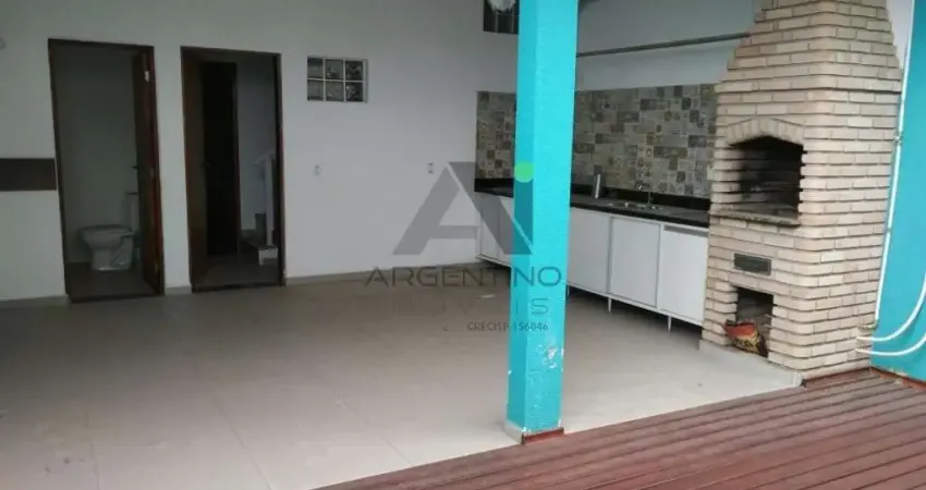 Casa com 3 quartos à venda na Rua Benedito Rodrigues Ferreira, Chácara Jafet, Mogi das Cruzes