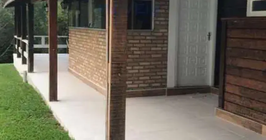 Sítio de 23.000 m² com 250 m² de área construída no condomínio aquarius, luiz ca