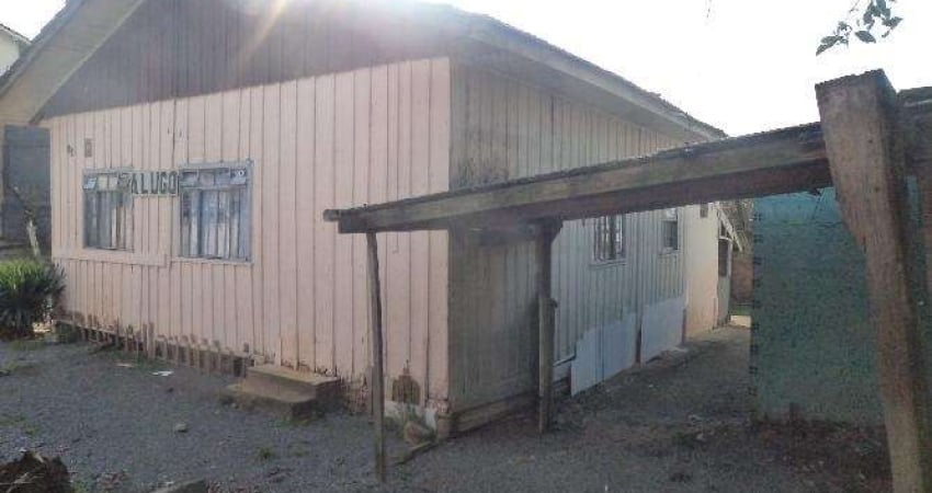 Casa com 3 quartos para alugar na RUA HAITI, 68, Guaíra, Curitiba
