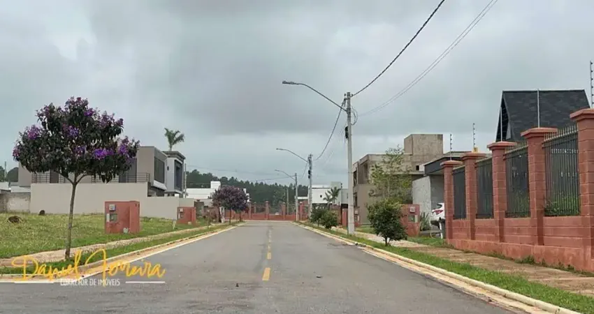 Lote com 400 m² totalmente regularizado e aceitando financiamento bancário.