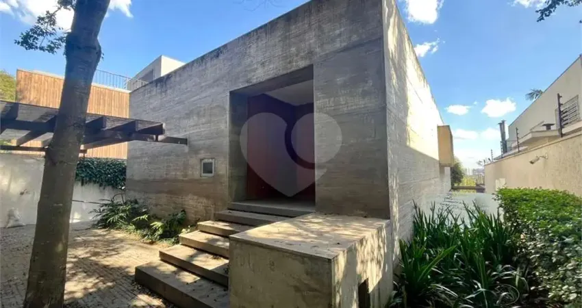 Casa com 3 quartos para alugar na Rua dos Morás, Vila Madalena, São Paulo