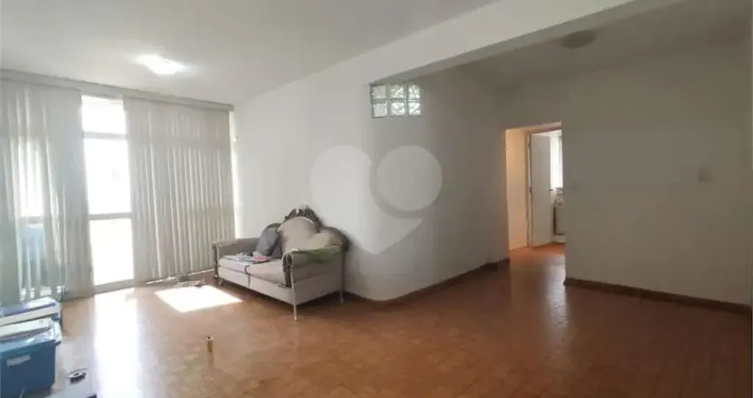 Apartamento com 3 quartos para alugar na Rua Afonso de Freitas, Paraíso, São Paulo