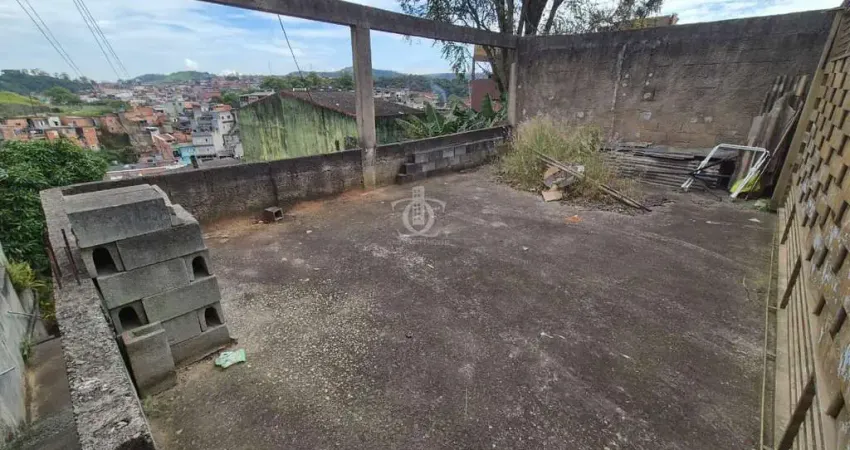 Terreno à venda na Rua Rádio Amador, 132456, Jardim Luzitano, Mauá