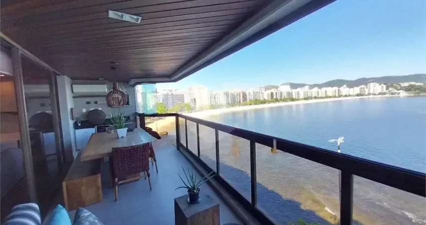 Apartamento magnifico em icaraí de 4 quartos, situado em frente ao mar!