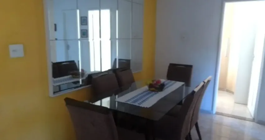 Excelente apartamento com3 quartos ,duas salas, sol da manha excelente localização