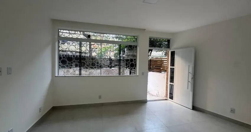 Apartamento térreo 2 quartos (sendo 1 suíte), sem vaga a venda em icaraí, niterói, rj