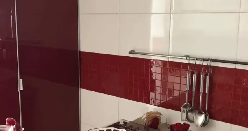 Apartamento mobiliado muito bem decorado, varanda piso porcelanato..