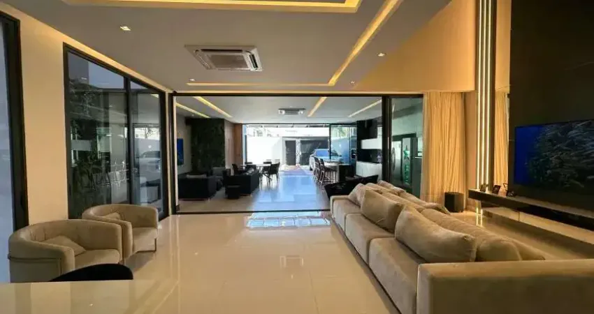 Casa à venda no Recreio dos Bandeirantes, Rio de Janeiro