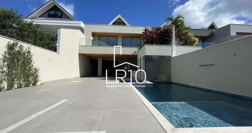 Deslumbrante casa contemporânea triplex à venda na barra da tijuca