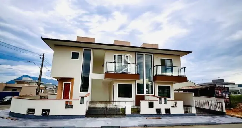 Casa em condomínio fechado com 2 quartos à venda na Avenida Nielsen Ubiratã Delfino José, 1, Bela Vista, Palhoça