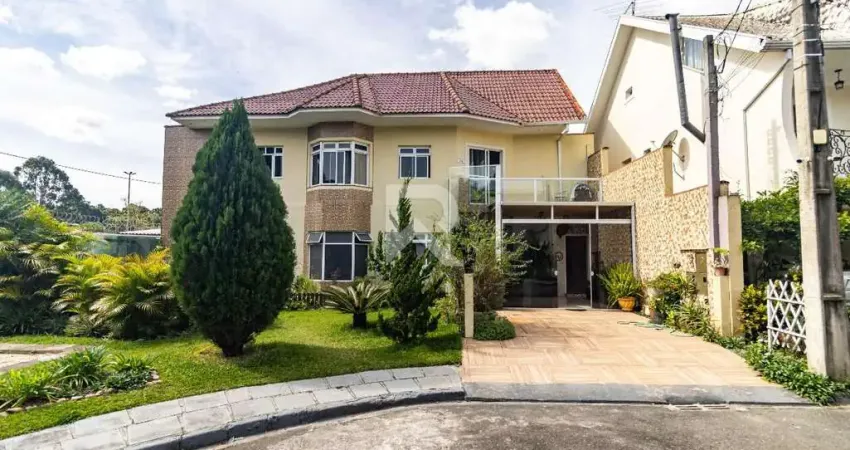 Sobrado à venda, 6 quartos, 1 suíte, 2 vagas, Fazendinha - Curitiba/PR