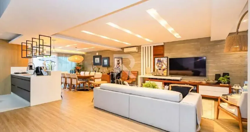 Sobrado de rua moderno com quintal terraço, jacuzzi e 3 suítes à venda, 247 m² - santo inácio - curitiba/pr