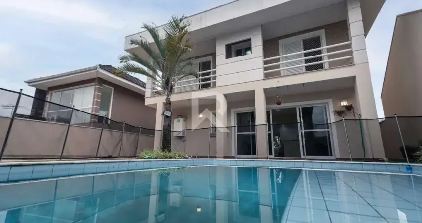 Sobrado em condomínio com face norte, 4 quartos 4 vagas à venda, 360 m² - campo comprido - curitiba/pr