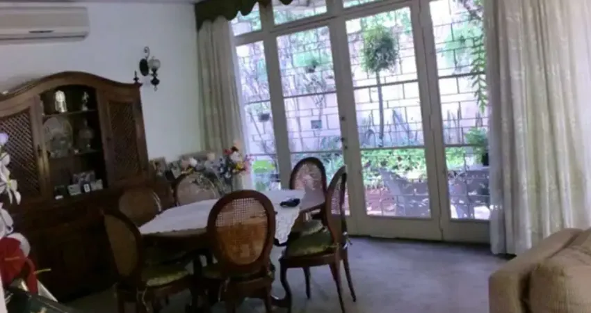 Casa com 4 dormitórios 4 vagas a venda na Vila Madalena