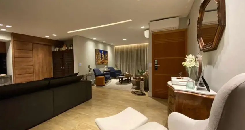 Apartamento com 4 dormitórios 2 vagas a venda em Moema