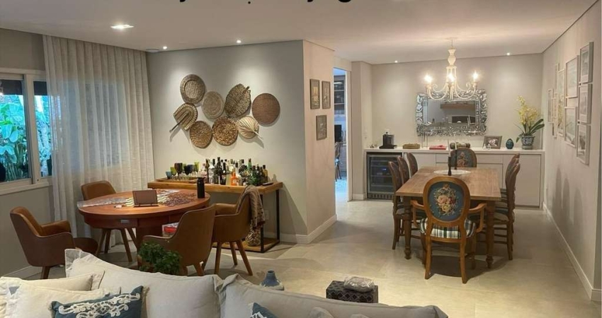 Casa em Condomínio com 3 suítes 4 vagas a venda Granja Viana