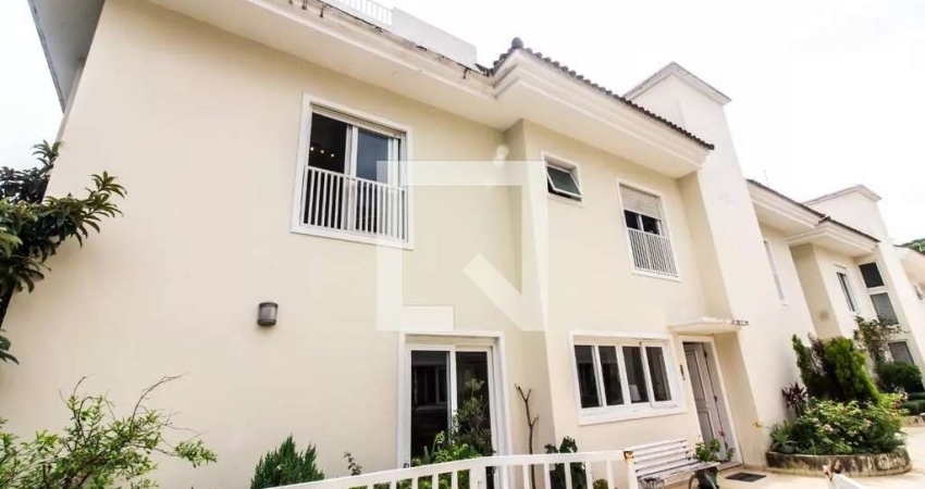 Casa com 4 dormitórios 3 vagas a venda no Caxingui