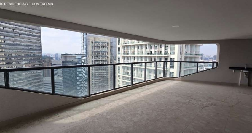 Apartamento com 4 suítes 4 vagas a venda na Chácara Santo Antônio
