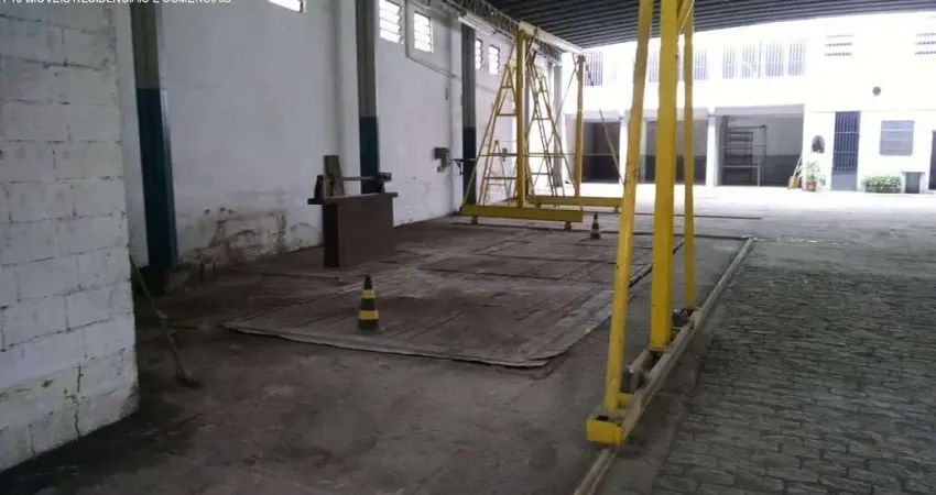 Barracão / Galpão / Depósito à venda na Rua Vassoural, --, Socorro, São Paulo