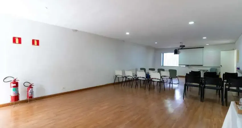 Casa à venda na Rua Viaza, --, Jardim Aeroporto, São Paulo