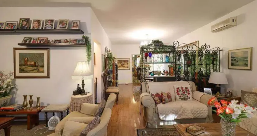 Casa com 3 dormitórios 4 vagas a venda no Brooklin Paulista